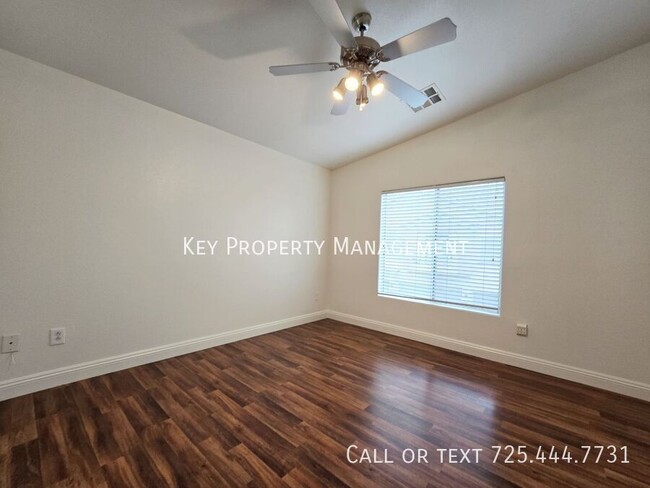 Building Photo - HIGHLY UPGRADED 2 BEDROOM 2 BATH TOWNHOME