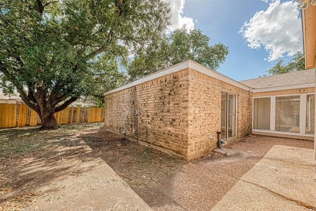 Building Photo - 3103 Ashford Arbor Dr