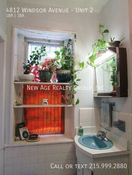 Building Photo - 4812 Windsor Ave