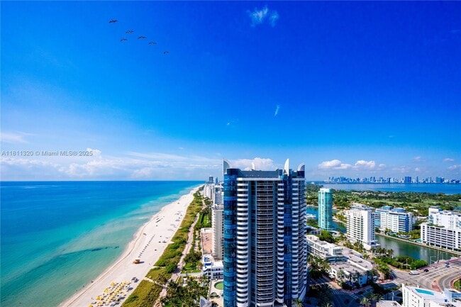 Primary Photo - 6365 Collins Ave