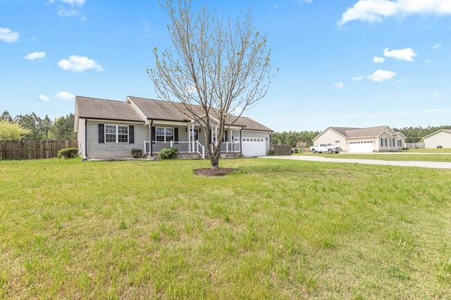 Building Photo - 214 Tall Tree Court