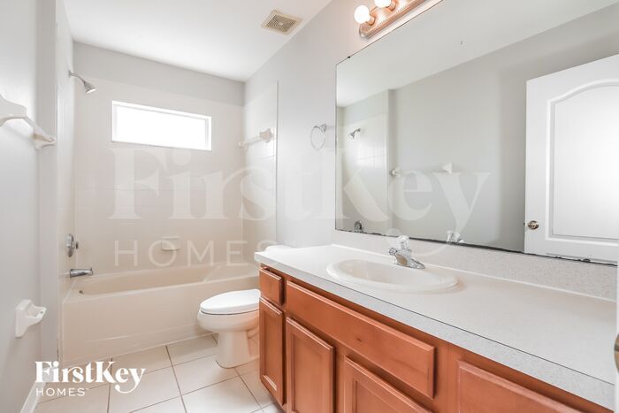 Building Photo - 8636 Sandy Plains Dr