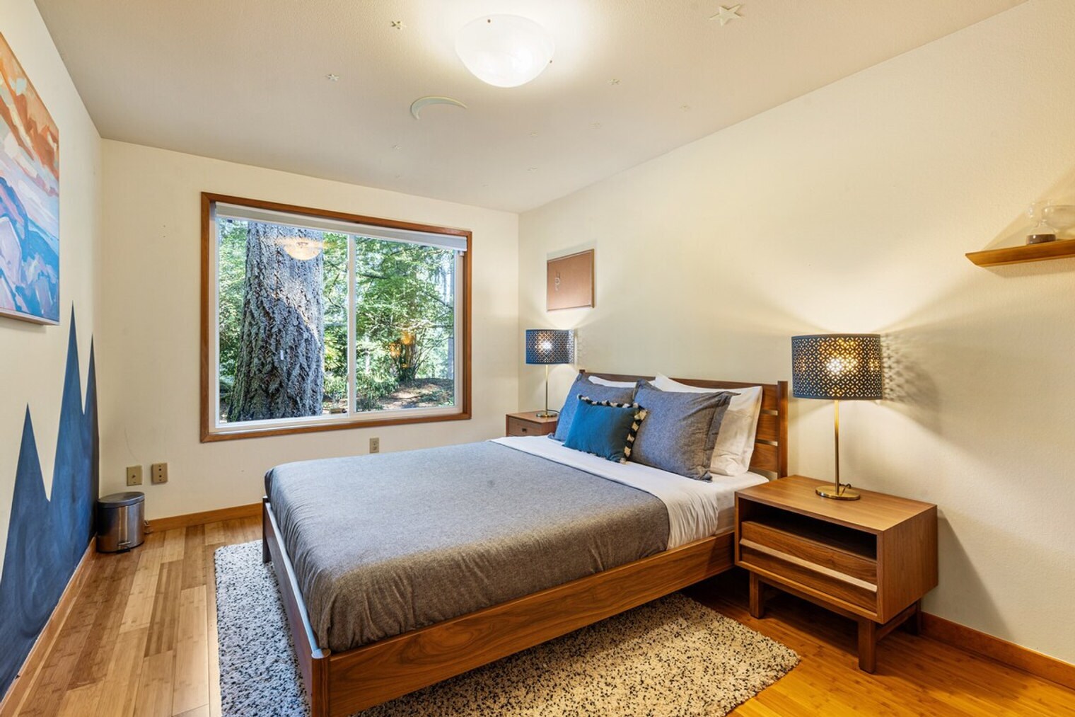 Building Photo - 16441 SE 42nd Pl