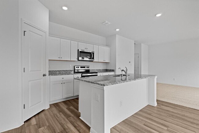 Building Photo - 619 Gemsbok Rd