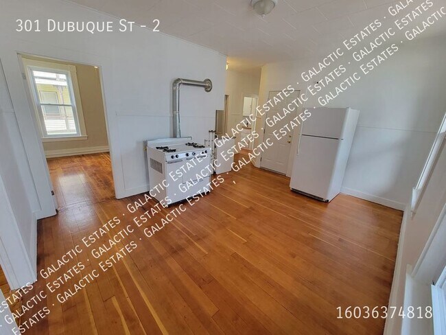 Building Photo - 301 Dubuque St