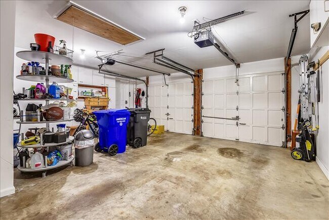 Garage - 2154 Silentree Dr