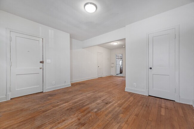 Primary Photo - 3915 7th St NE