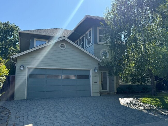 Building Photo - ? Elegant & Expansive Redwood City Home – ...