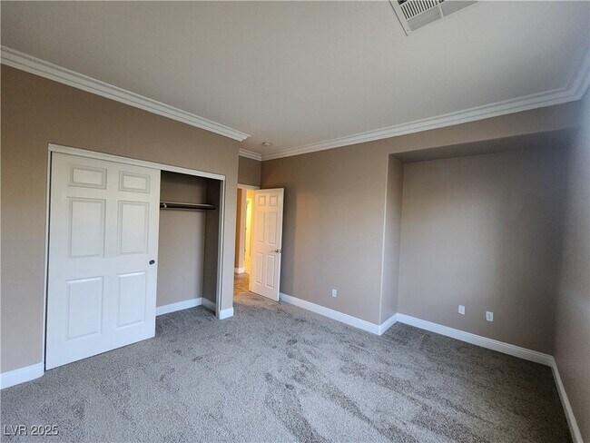 Building Photo - 7426 Matilda St