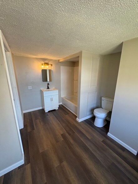 Building Photo - 162 Old Coalfield Rd