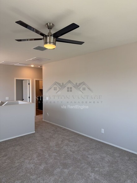 Building Photo - 7039 N 84th Ave