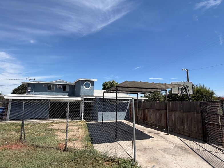 Building Photo - 343 Rio Grande Ave
