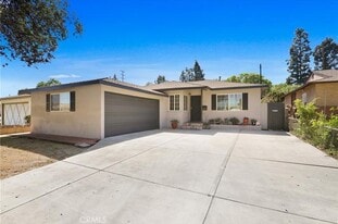 Building Photo - 11512 Harvard Dr