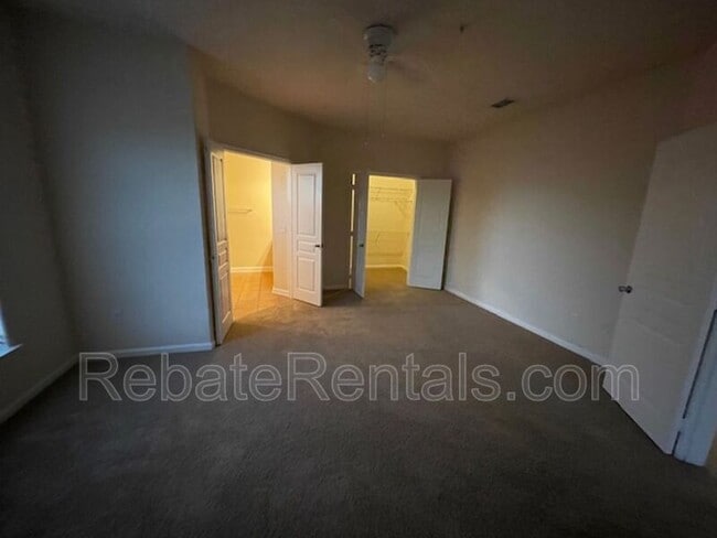 Building Photo - 8290 Gate Pkwy W