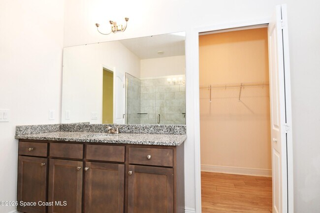 Building Photo - 1542 Killian Dr