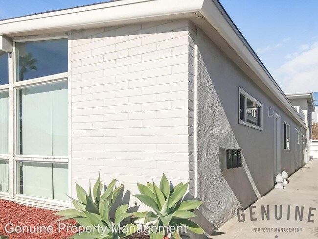 Building Photo - 1234 W Balboa Blvd