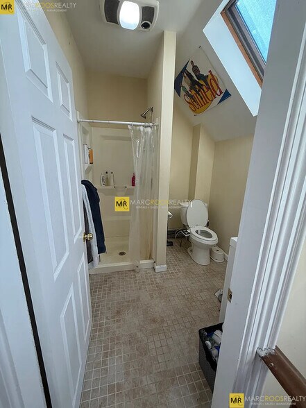 Building Photo - 36 Pratt St