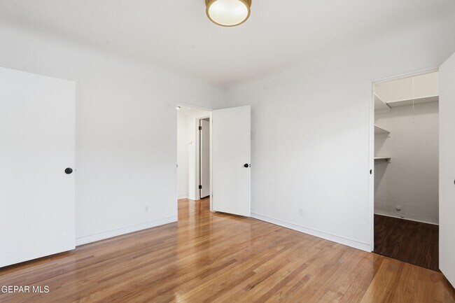 Building Photo - 3224 N Stanton St