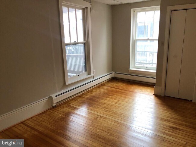 Building Photo - 34 E Baltimore St