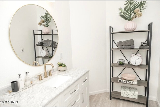 Building Photo - 6427 W Wethersfield Rd