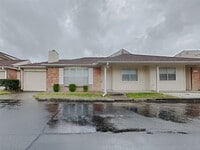 Building Photo - 14020 Schroeder Rd