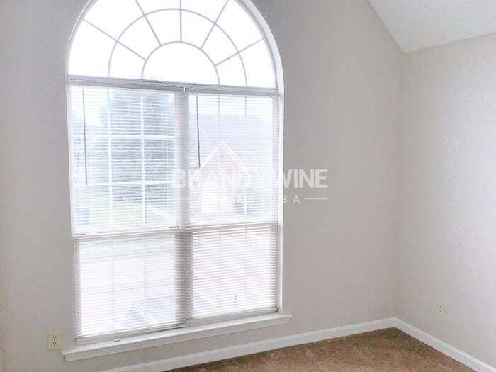 Building Photo - 3960 Gavick Dr