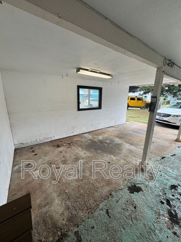 Building Photo - 47-230-230 Miomio Loop