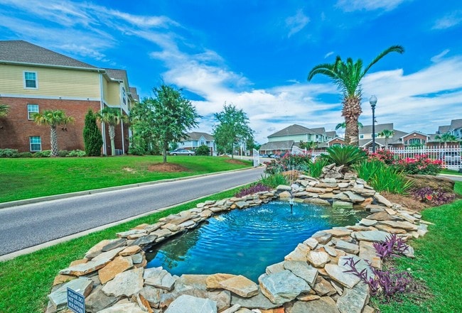 Building Photo - Cypress Cove Apartment Homes