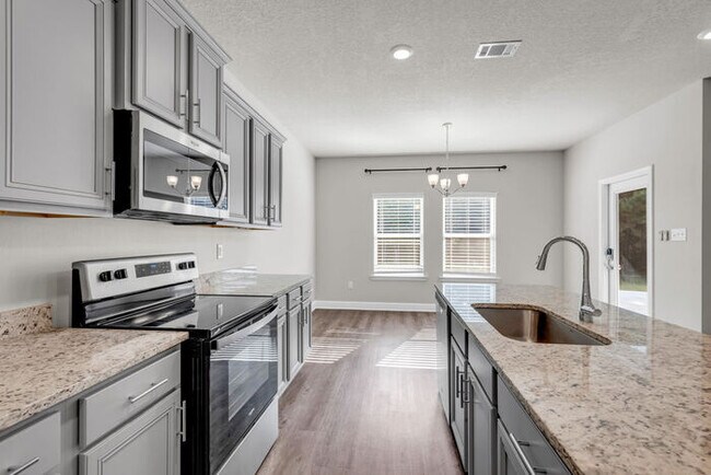 Building Photo - 9512 Mallette Dr