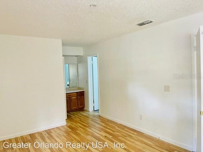 Building Photo - 4 br, 3 bath House - 211 S Shadowbay Blvd