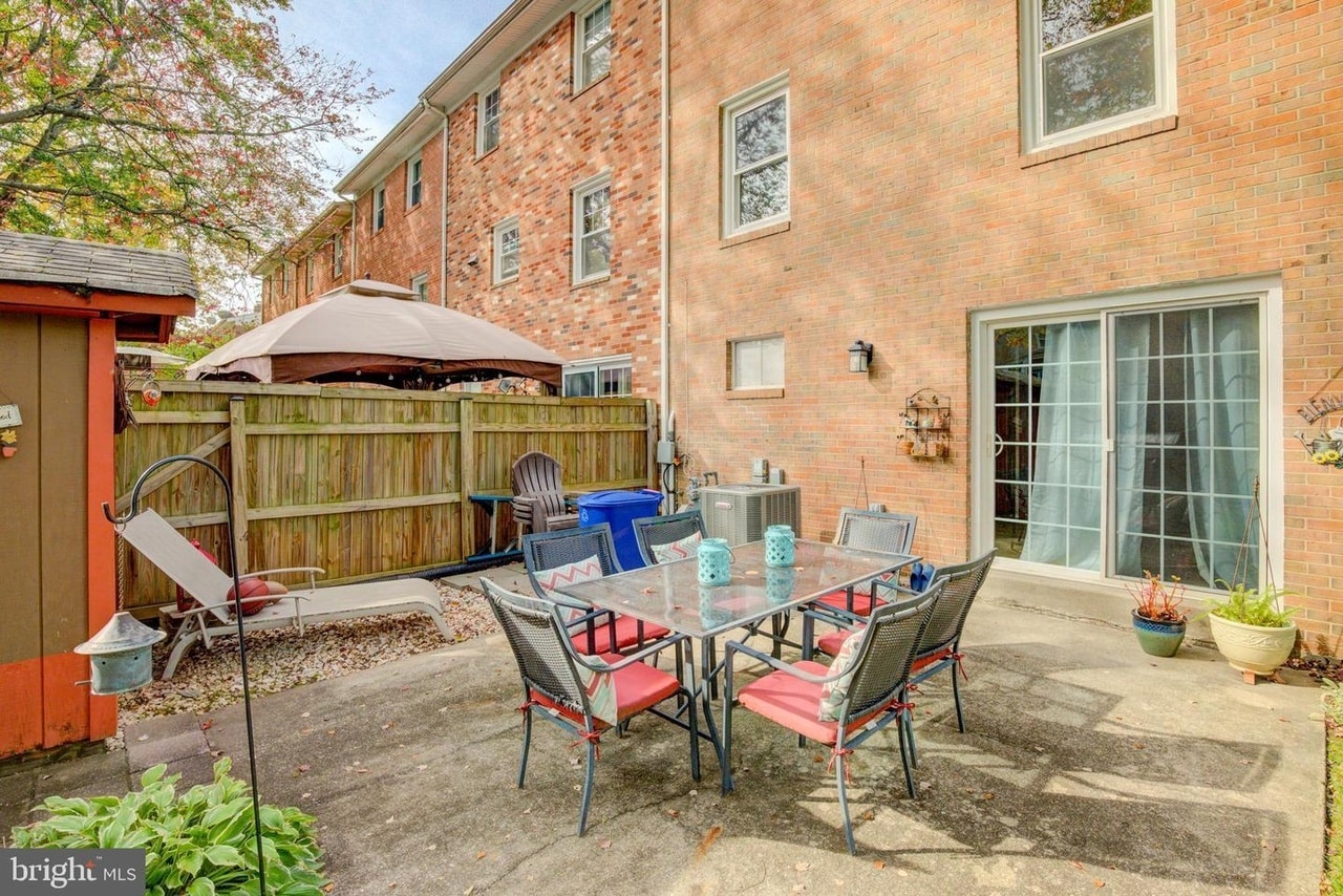 Building Photo - 13724 Penwith Ct