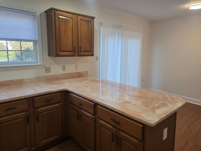 Building Photo - 521 Cobblestone Ln