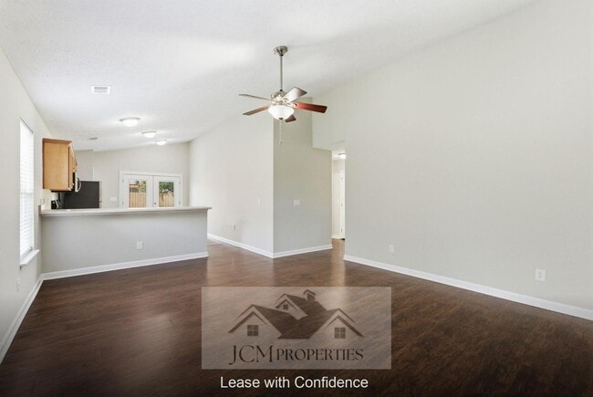 Building Photo - 2001 Polk Ln