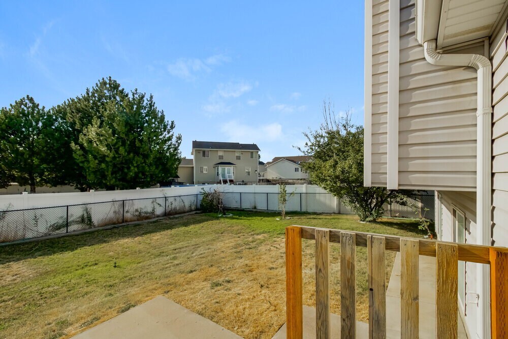 Building Photo - 2353 N 400 W