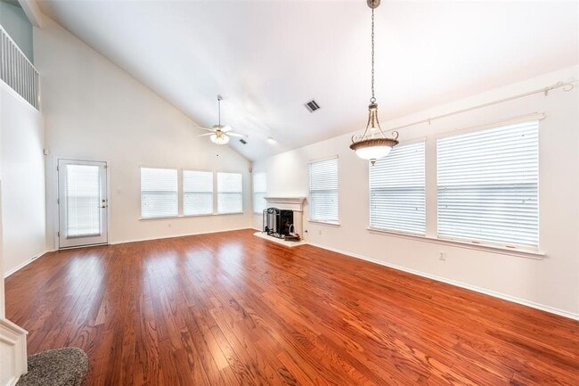 Building Photo - 7417 Peabody Dr