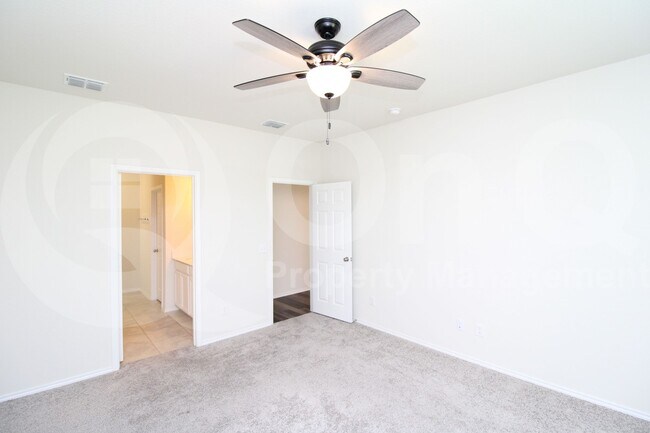 Building Photo - 5616 Cherrywood Wy
