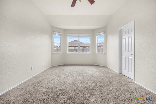 Building Photo - 1414 Fawn Lily Dr