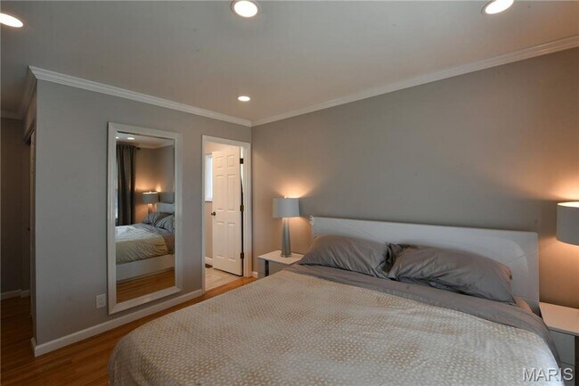 Building Photo - 965 Orchard Lakes Dr