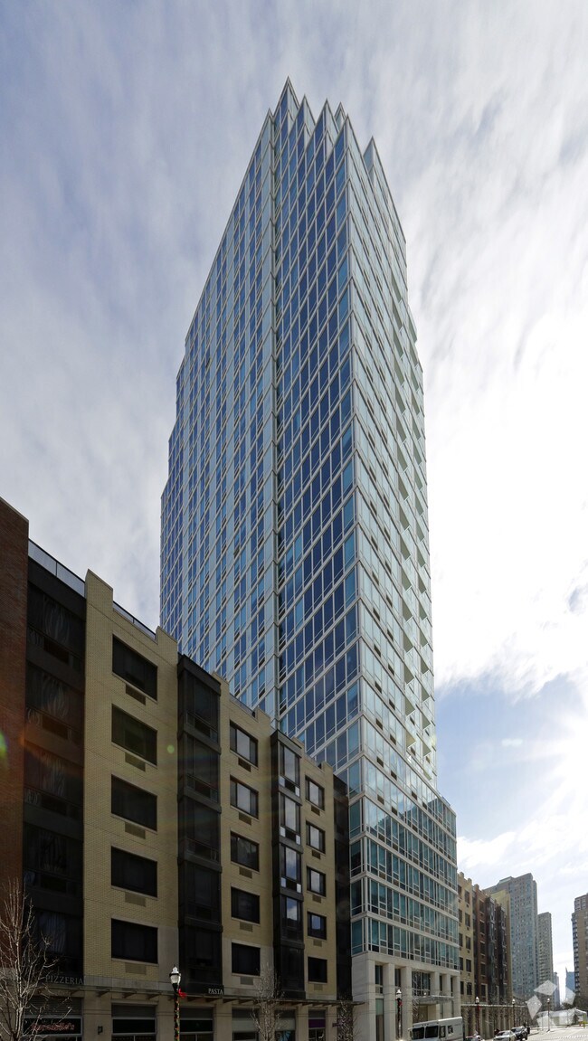 Building Photo - Aquablu