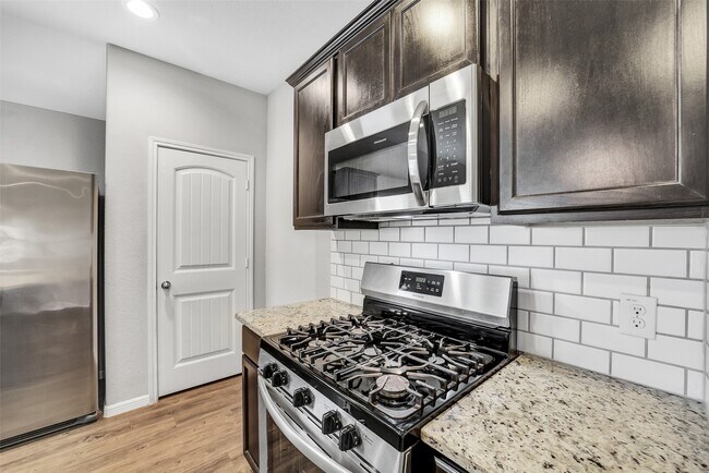 Building Photo - 3434 McDonough Way