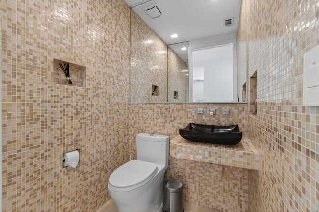 Building Photo - 130 Andrews Ave