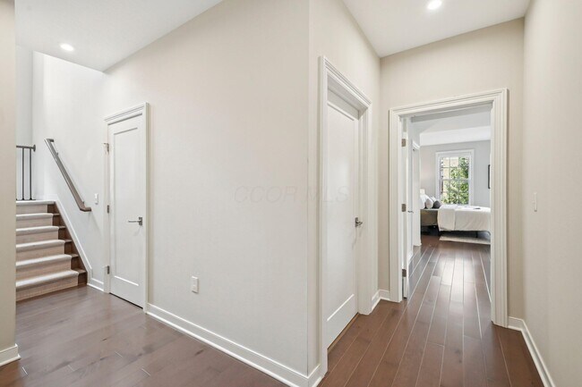 Building Photo - 100 Normandy Ave