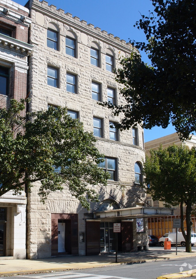 Building Photo - The Post Building