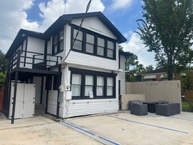 Building Photo - 1631 Bonnie Brae St