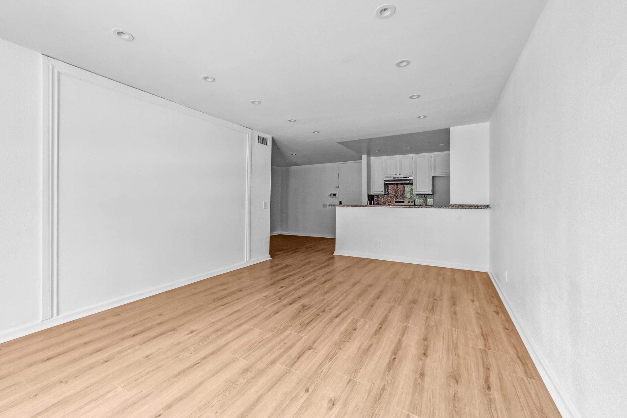 Building Photo - 4040 Via Marisol