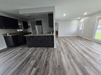 Building Photo - 1618 S 18th St