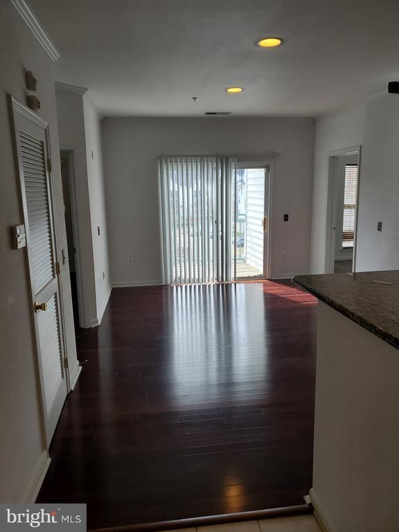 Building Photo - 15612 Everglade Ln