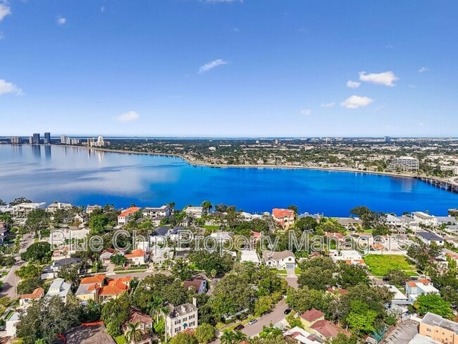 Building Photo - 43 Aegean Ave