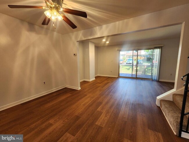 Building Photo - 8108 Salt Lake Dr