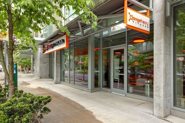 Building Photo - Elegant South Waterfront with 2 Parking Sp...